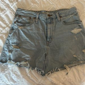 Madewell The Curvy Momjean Short Size 31